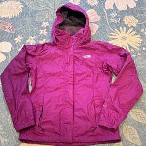 The North Face Women’s Rain Jacket Size Small